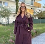 Lucilla szövetkabát– Hosszított női szövetkabát padlizsán – Innova Fashion – 3. kép